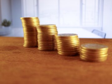 US banks tap Fed repo facility as overnight rates climb, signaling funding strain